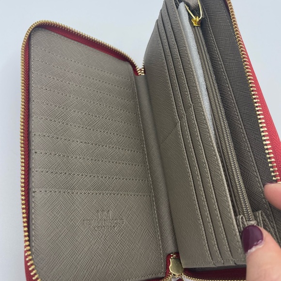 Neiman Marcus Red Zipper Wallet NWT - Picture 1 of 11